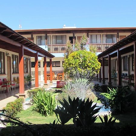 Hotel La Siesta Liberia Exterior photo